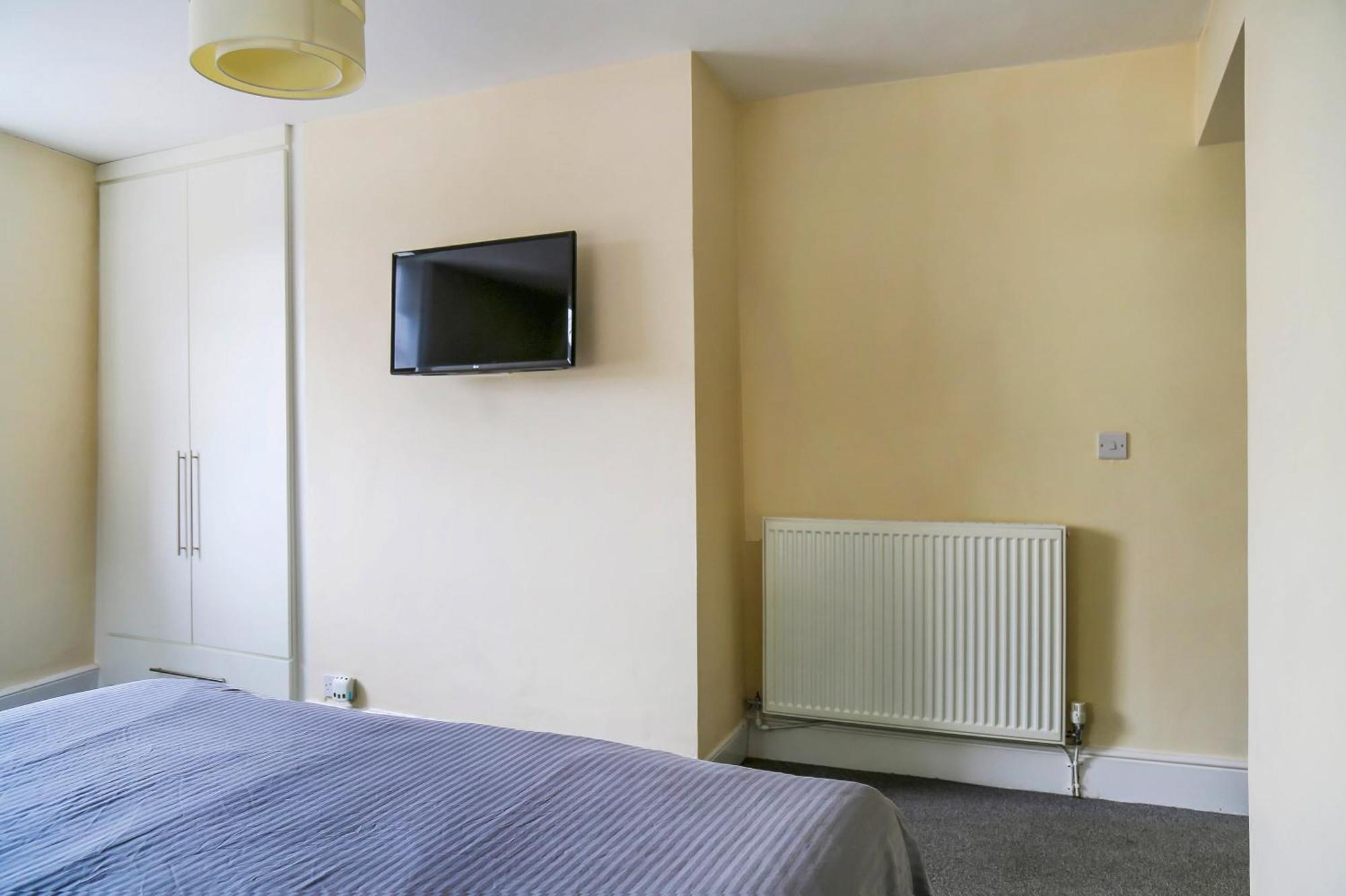 Oyo Castle Hotel, Accrington Esterno foto
