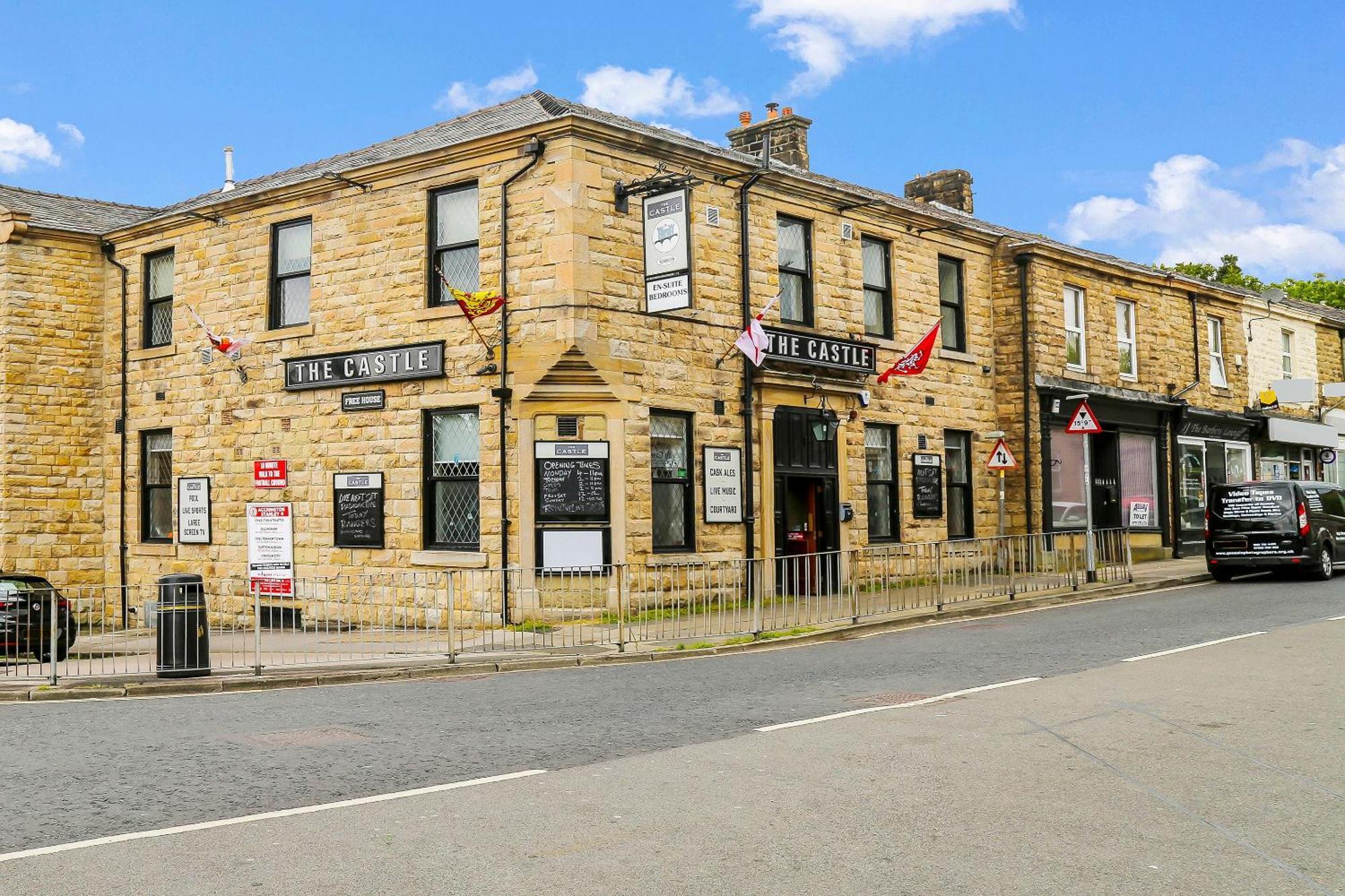 Oyo Castle Hotel, Accrington Esterno foto